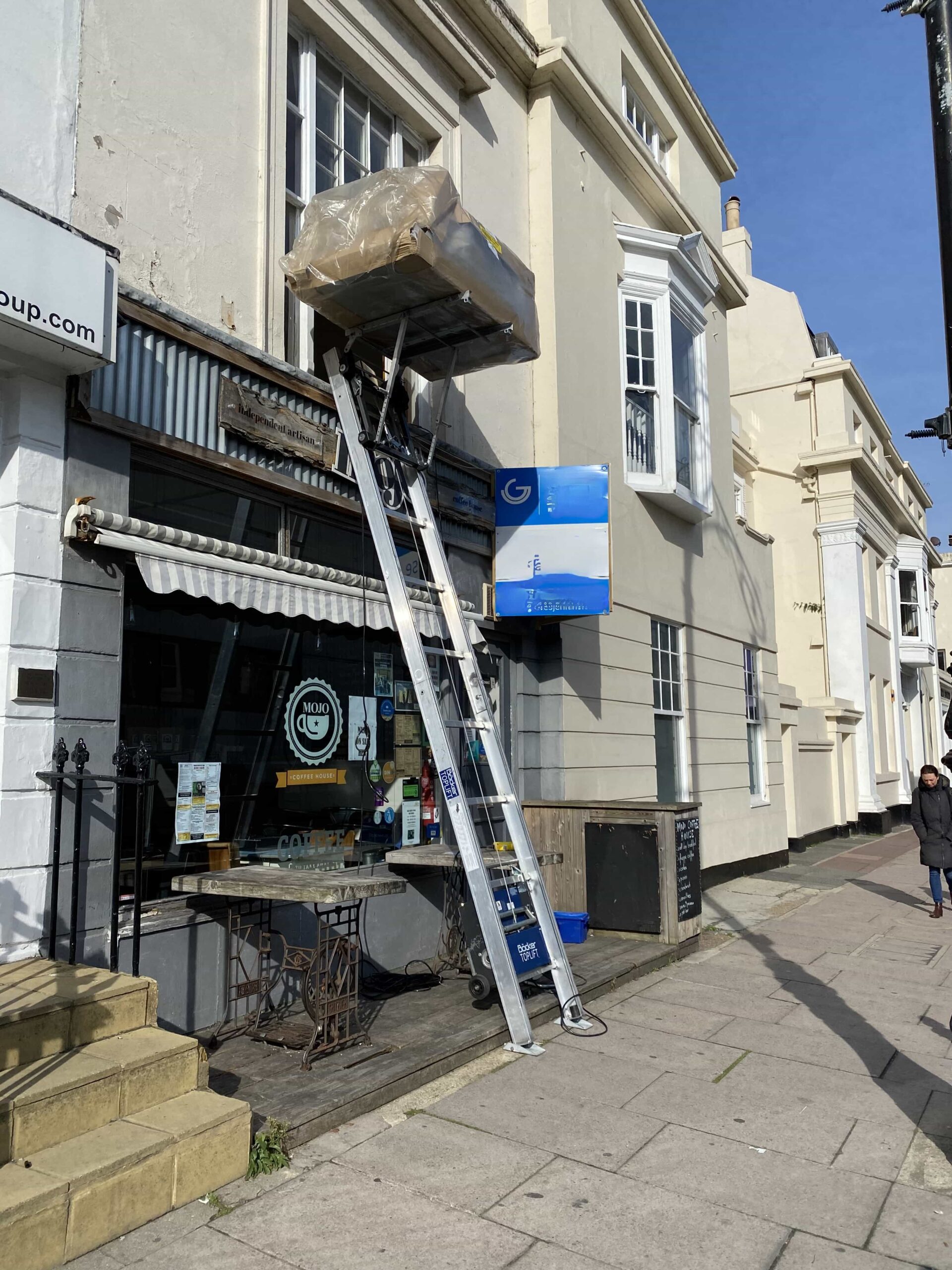 Mobile Hoist Hire High Reach Systems